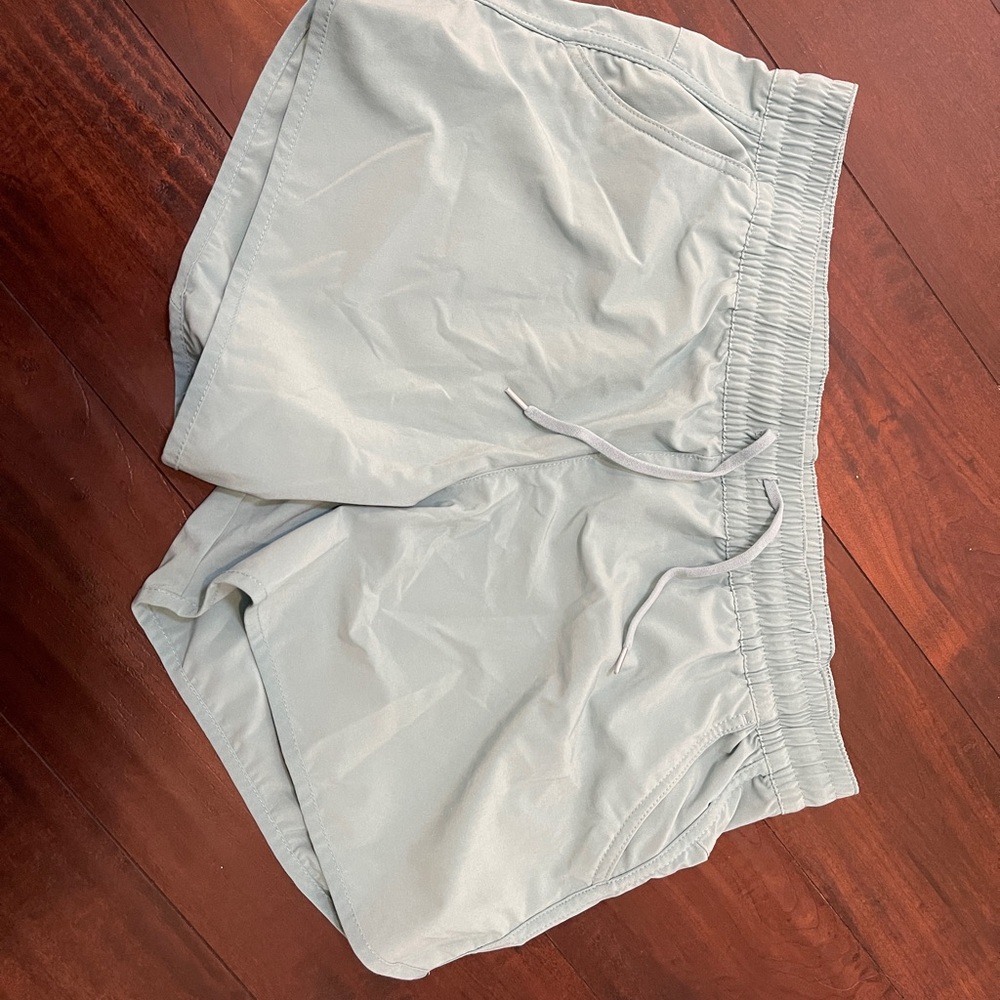 Columbia Women's Athletic Shorts in Teal